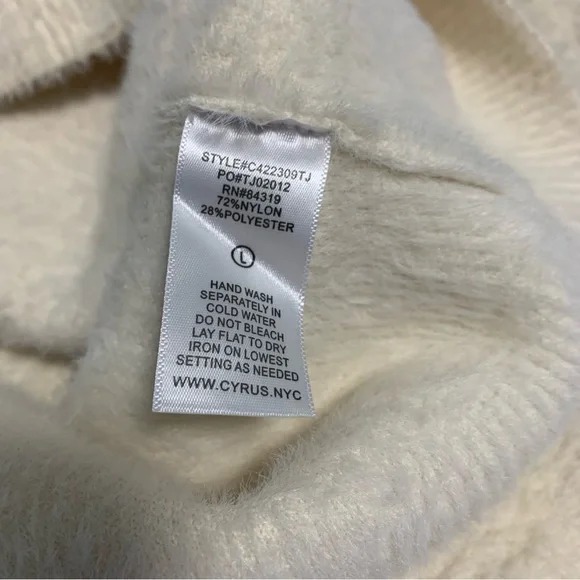 Cream Zip-Up Sweater by Cyrus Large NWT - Picture 8 of 11